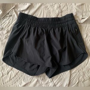 LULULEMON Tracker Short 4”